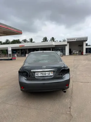 Toyota Corolla 2010 Gray