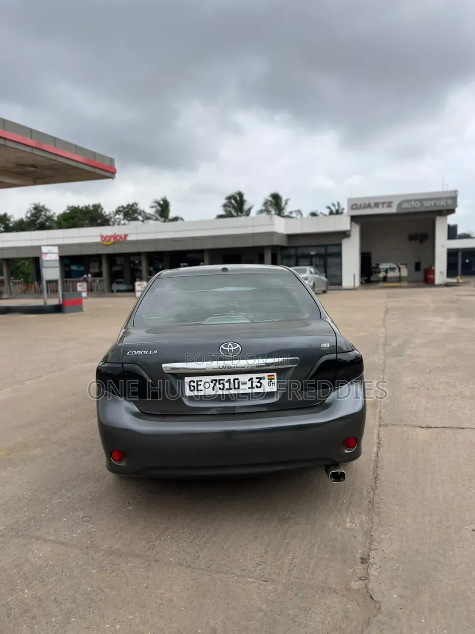 Toyota Corolla 2010 Gray