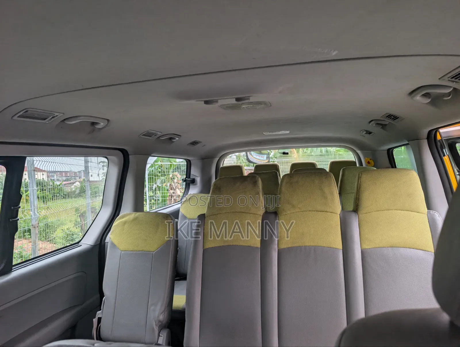 Hyundai Starex 2016 Yellow