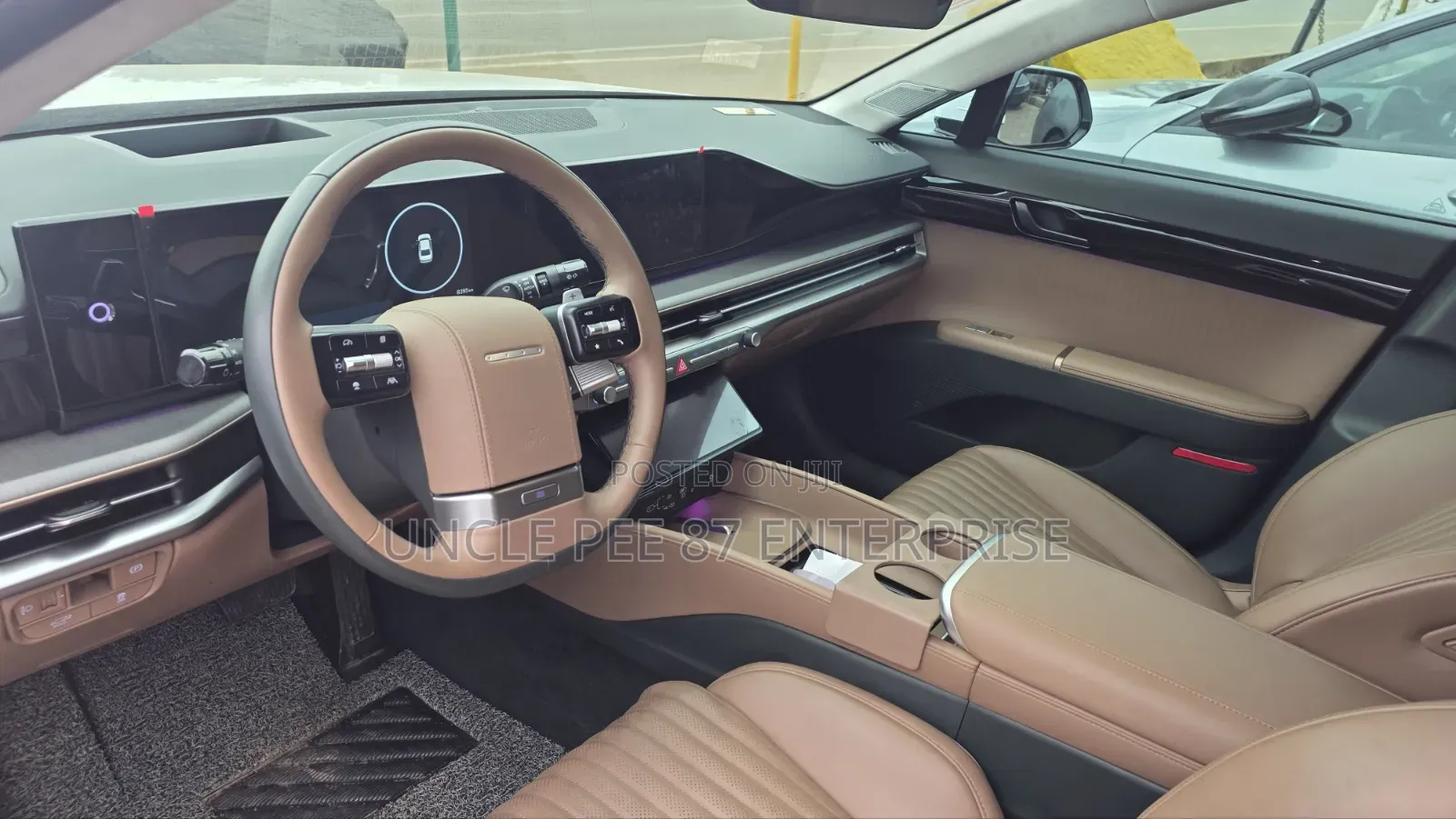 Hyundai Grandeur 2025 White