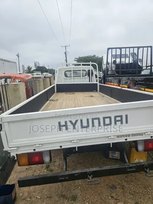 Hyundai Mighty 2