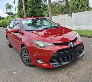 Toyota Corolla LE Eco (1.8L 4cyl 2A) 2018 Red