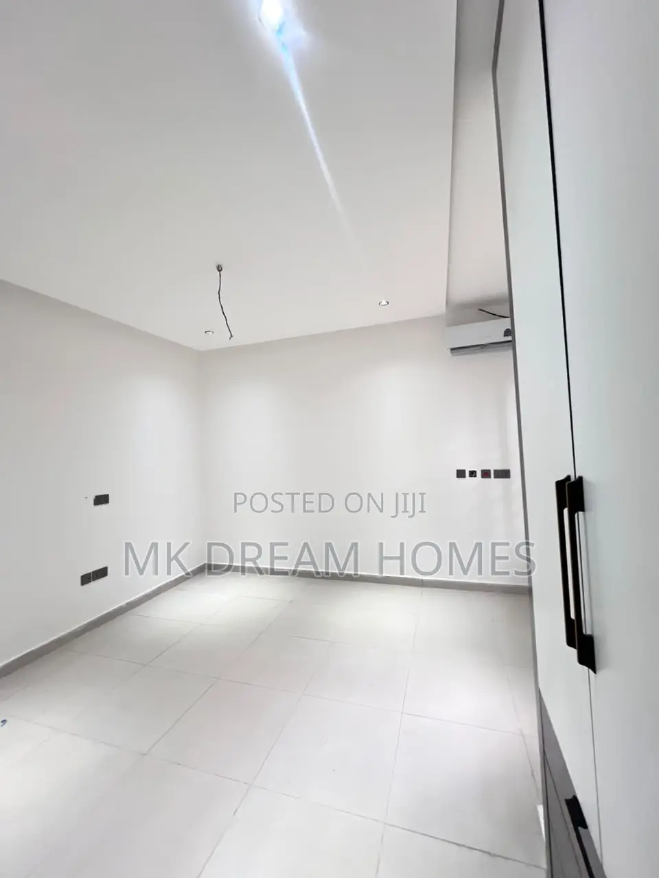 3bdrm House in Lake Side Estate for sale