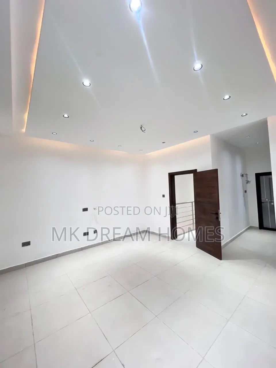 3bdrm House in Lake Side Estate for sale