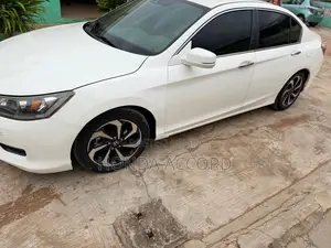 Honda Accord EX 4dr Sedan (2.4L 4cyl CVT) 2015 White