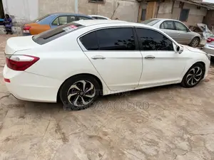 Honda Accord EX 4dr Sedan (2.4L 4cyl CVT) 2015 White