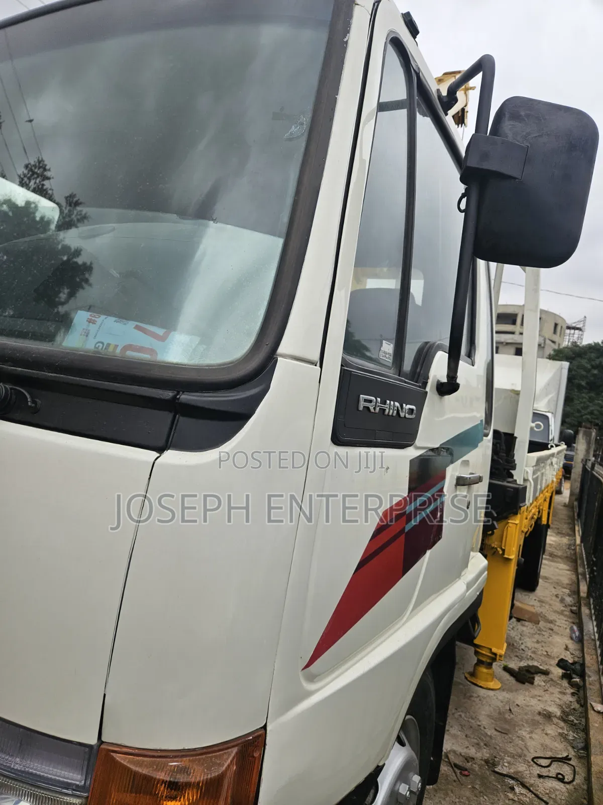 Kia Rhino (2) CRANE