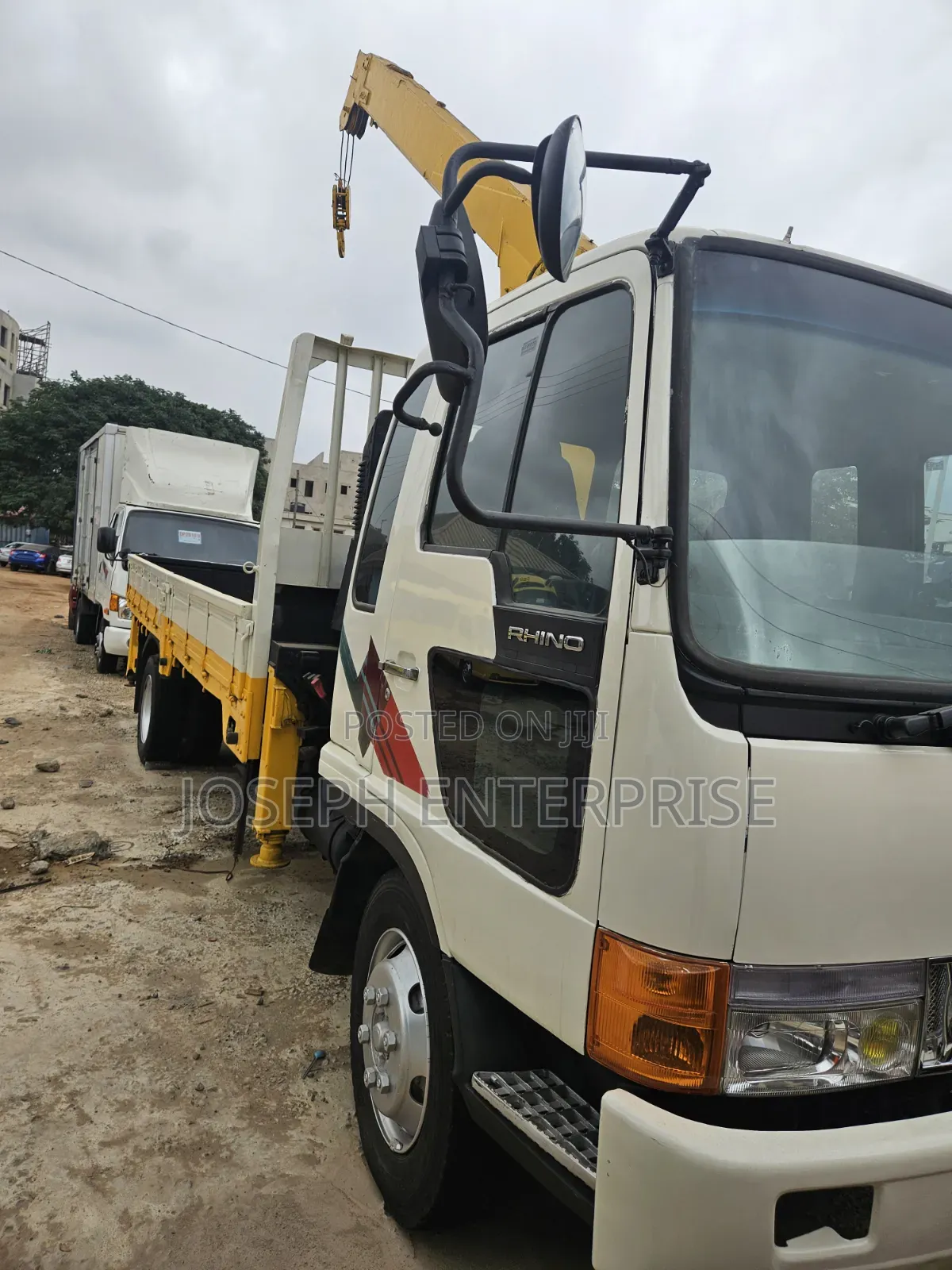Kia Rhino (2) CRANE