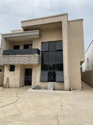 3bdrm House in Lashibi, Sakumono for sale