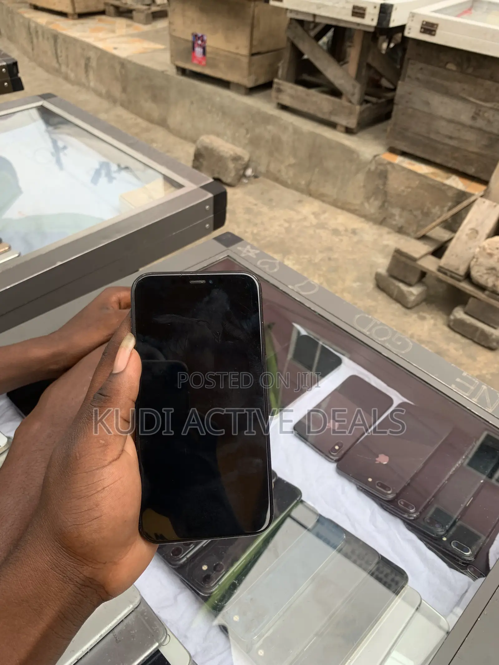 Apple iPhone XR 64 GB Black