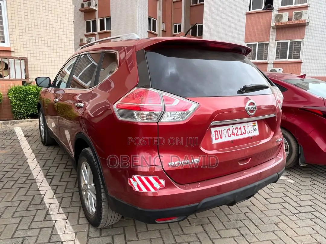 Nissan Rogue SV AWD 2016 Red