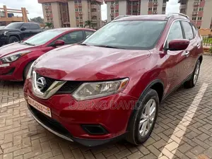 Nissan Rogue SV AWD 2016 Red
