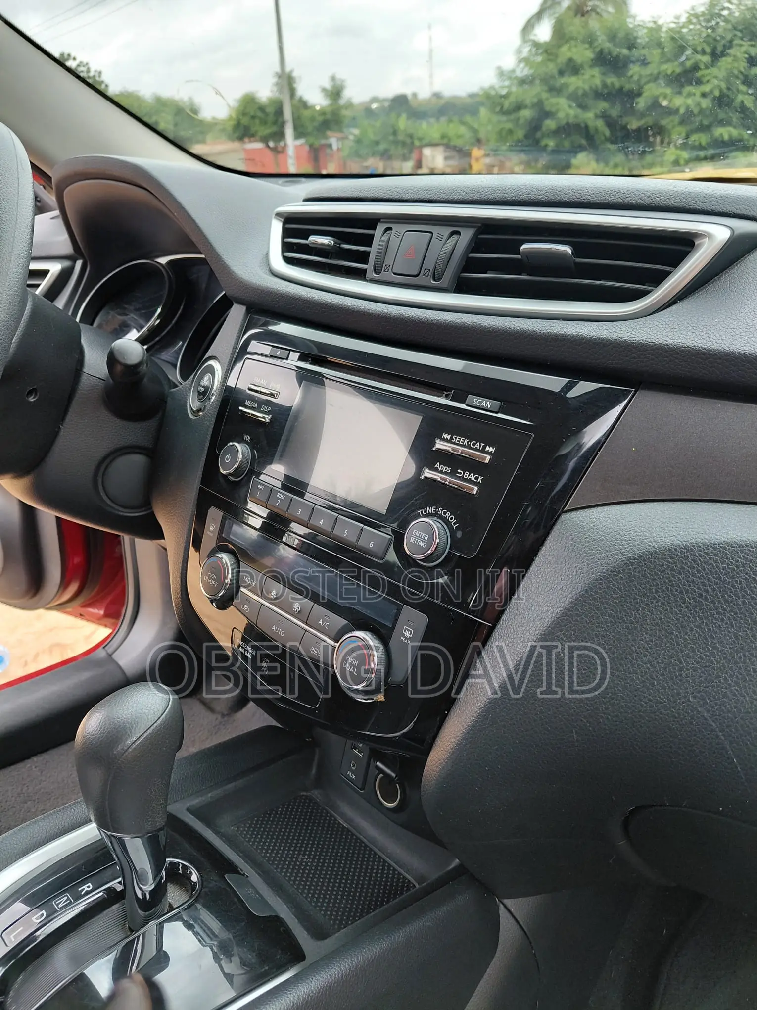Nissan Rogue SV AWD 2016 Red