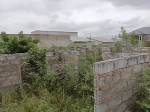 Roadside Property Kubekrom- Katamanso