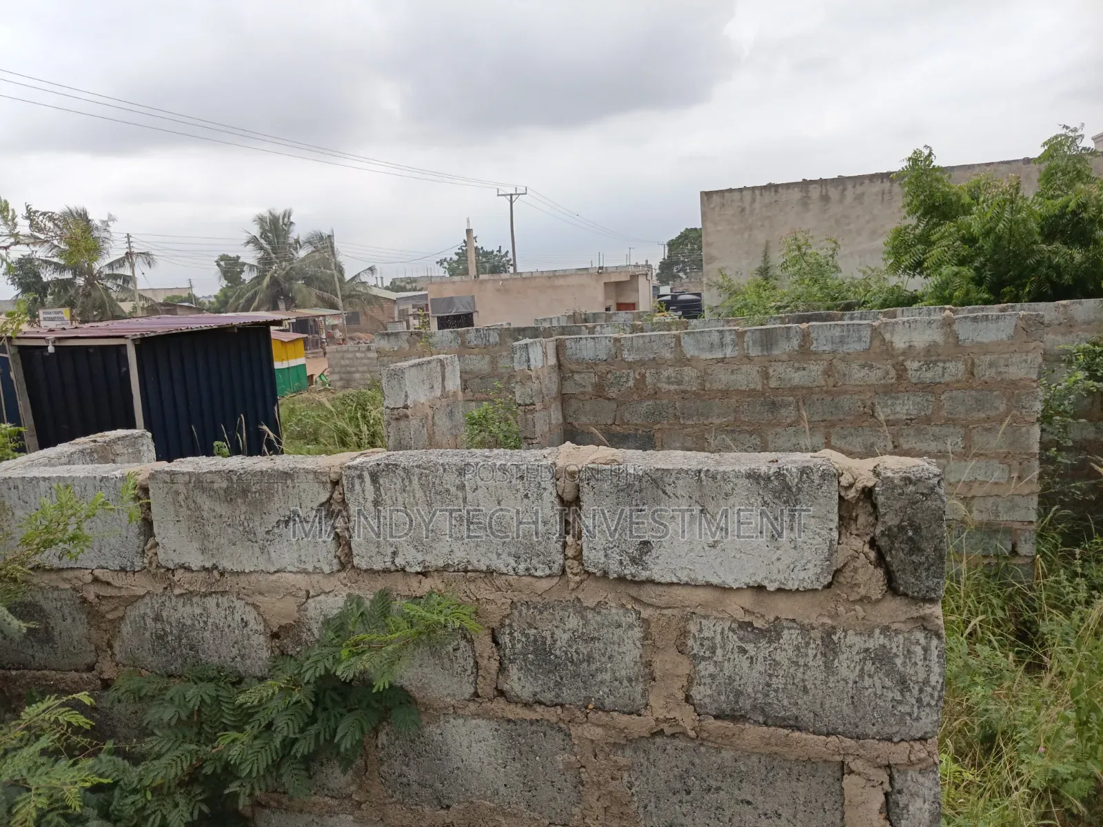 Roadside Property Kubekrom- Katamanso