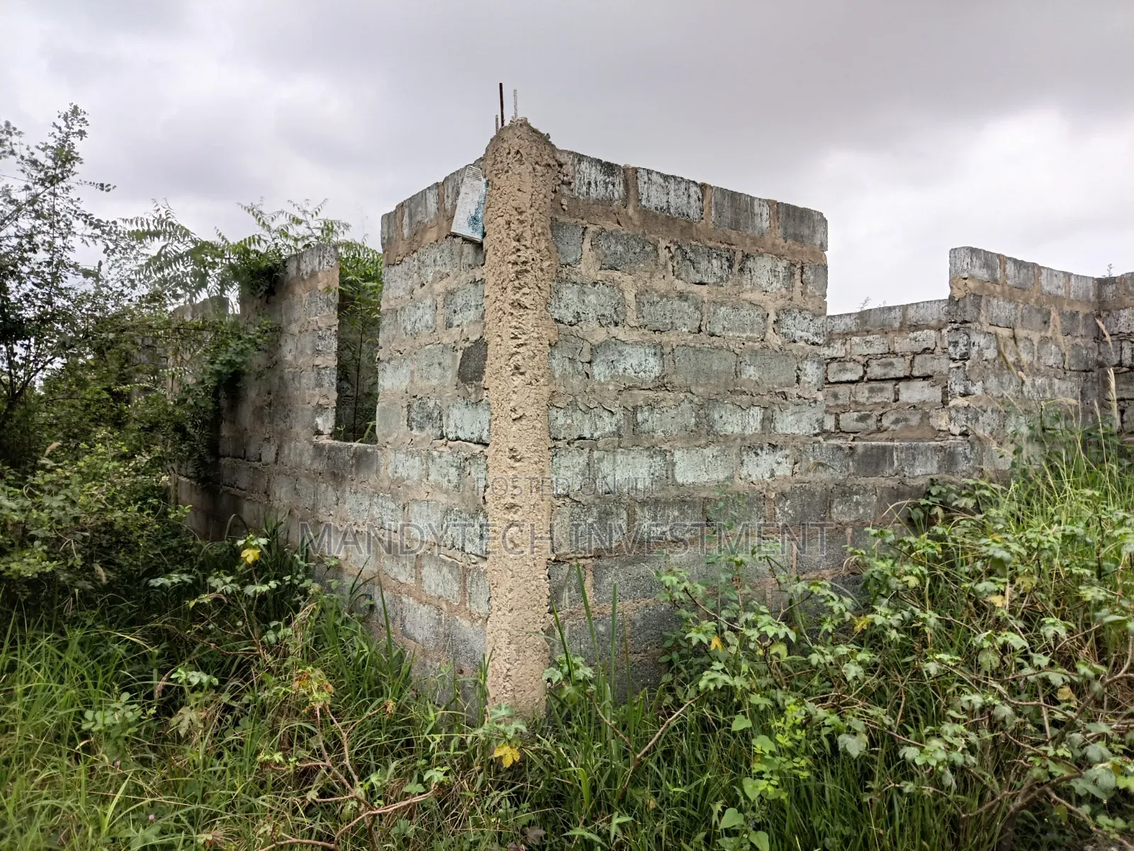 Roadside Property Kubekrom- Katamanso