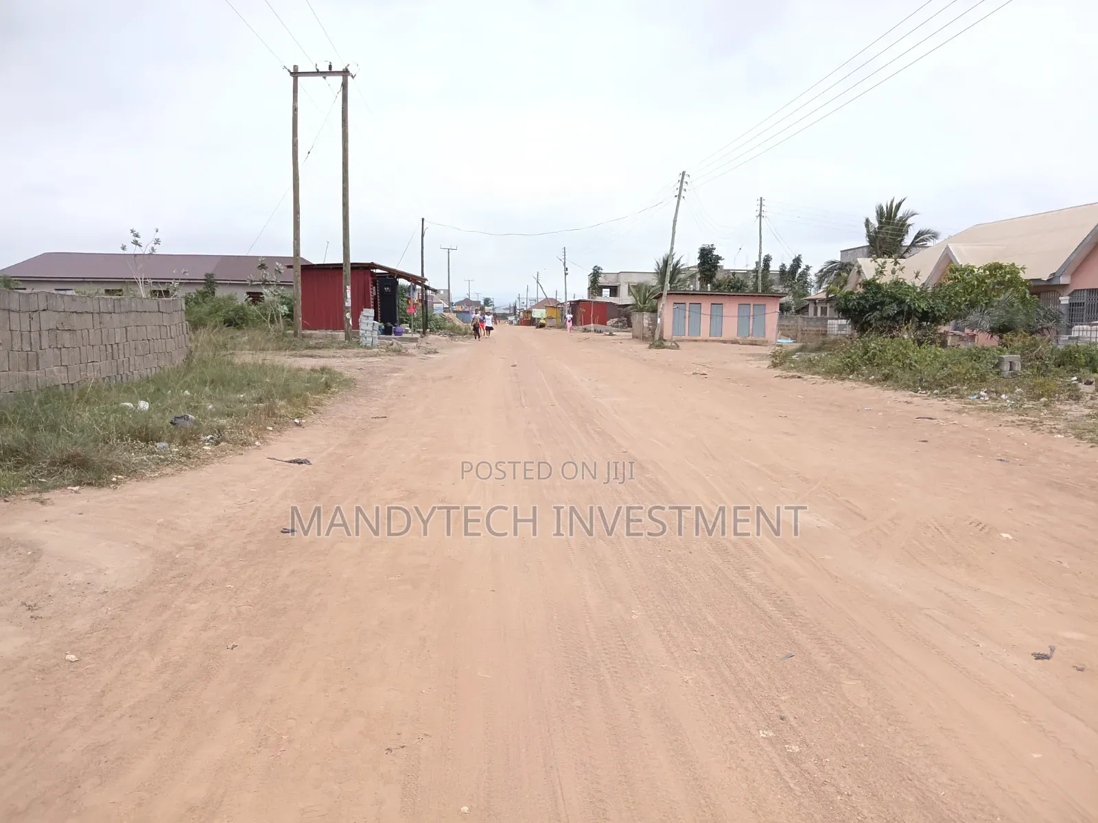 Roadside Property Kubekrom- Katamanso