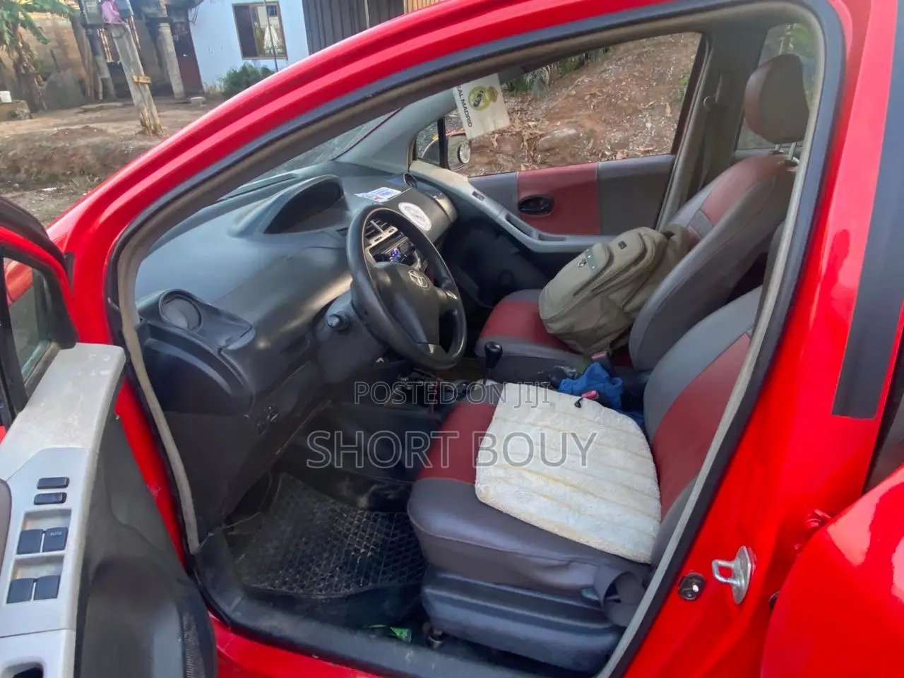 Toyota Vitz 1.5 FWD 5dr 2010 Red