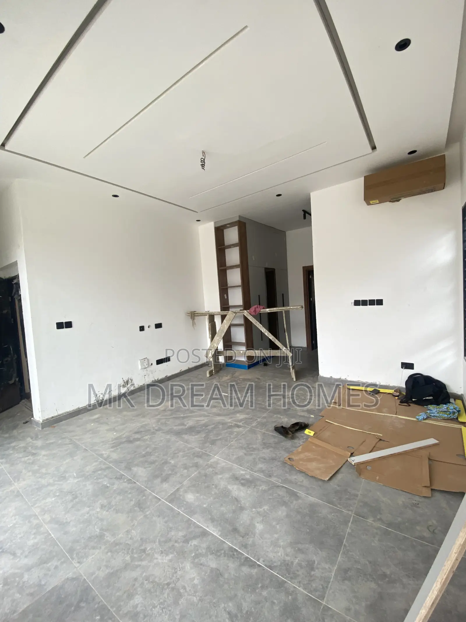 3bdrm House in Lake Side Estate for rent