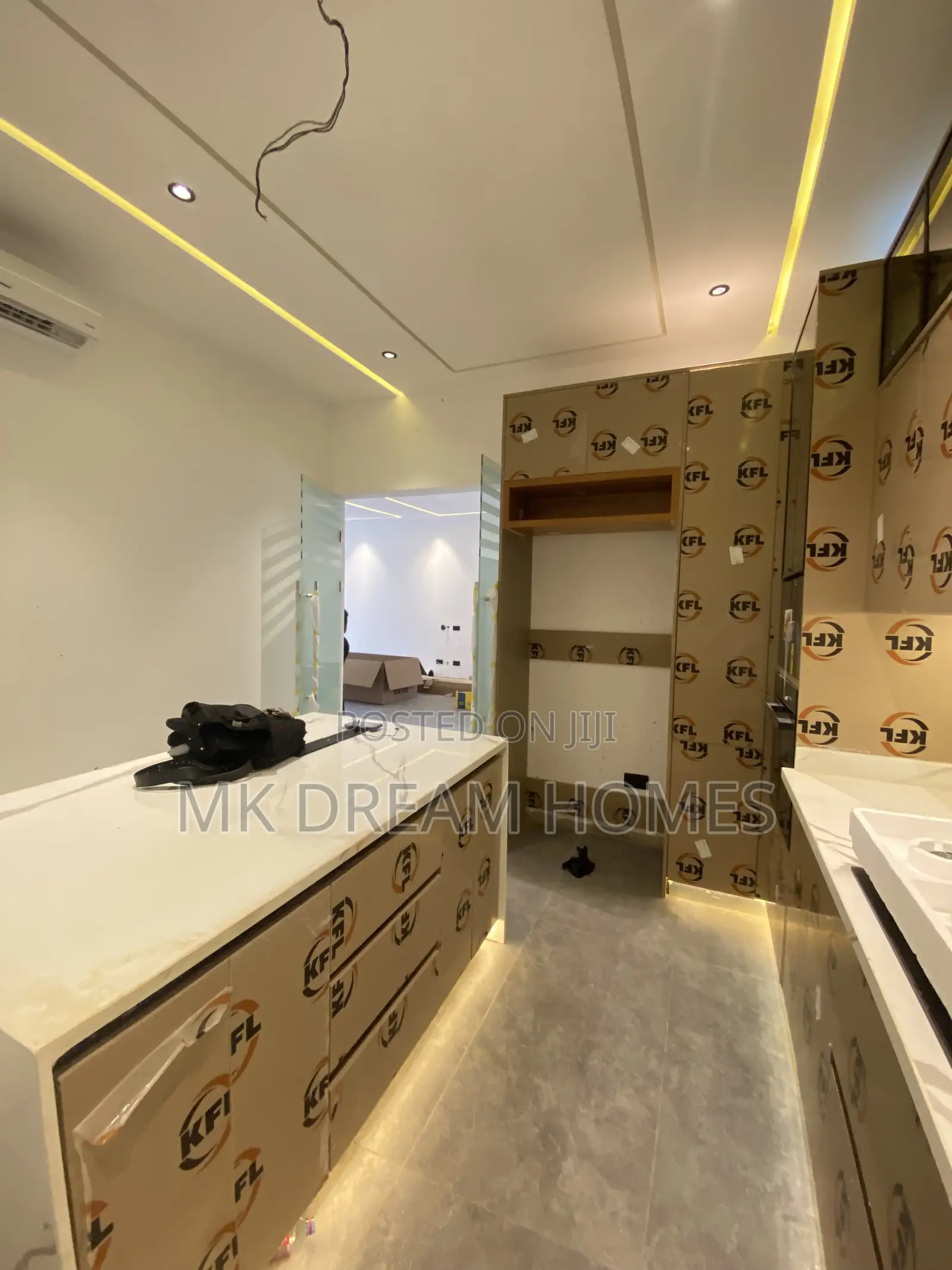 3bdrm House in Lake Side Estate for rent