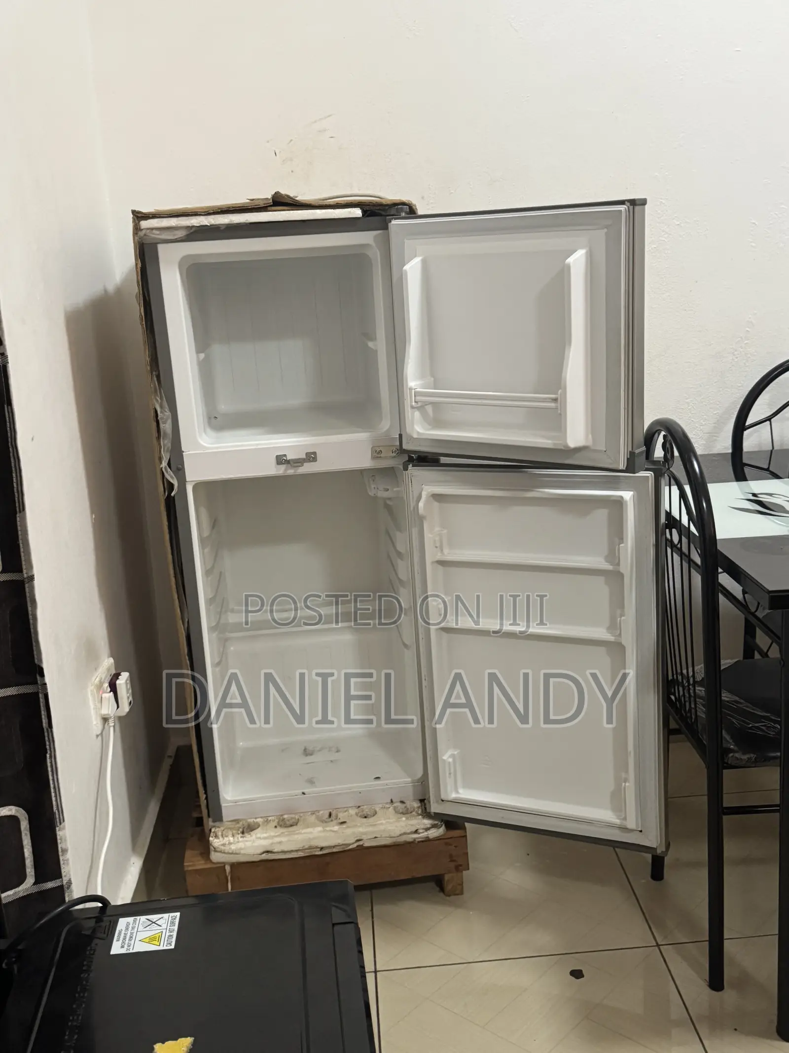 Neon 325L Double Door Refrigerator With Freezer – Energy Saving