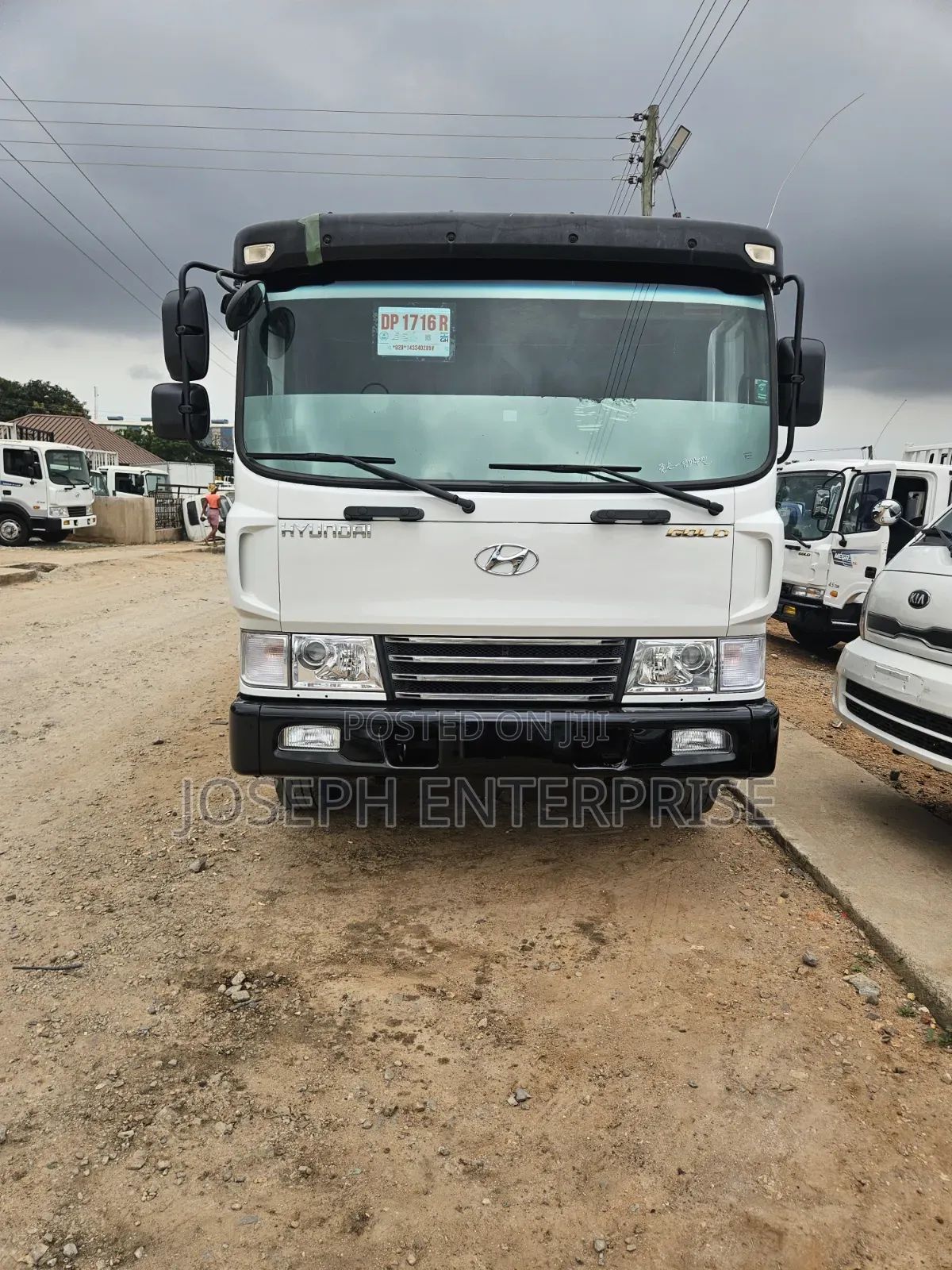 Hyundai 5-Ton Gold