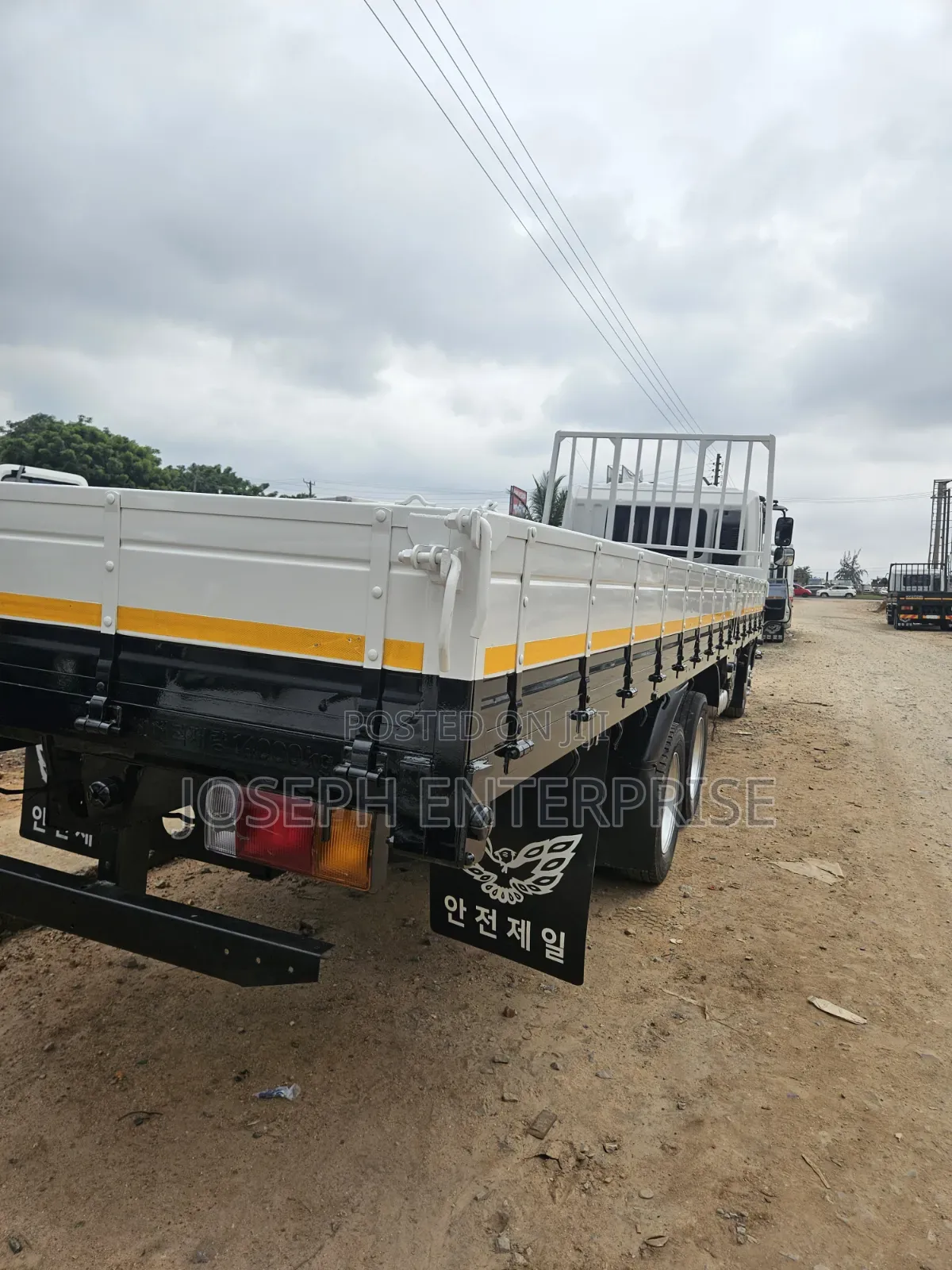 Hyundai 5-Ton Gold