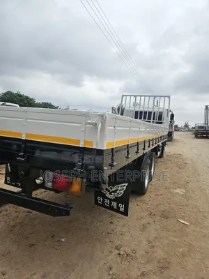 Hyundai 5-Ton Gold
