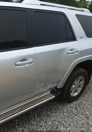 Toyota 4-Runner 2013 Silver