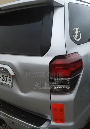 Toyota 4-Runner 2013 Silver