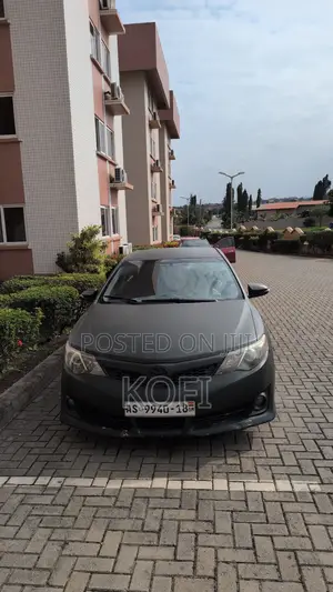 Toyota Camry SE 4dr Sedan (2.5L 4cyl 6A) 2014 Green