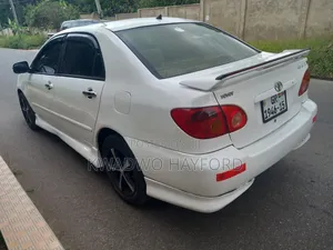 Toyota Corolla 2005 White