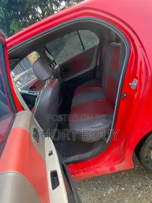 Toyota Vitz 1.5 FWD 5dr 2010 Red