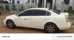 Nissan Altima 2012 White