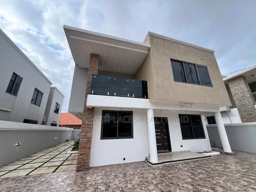 4bdrm House in Pleasantplaces And, Ashaley Botwe for rent
