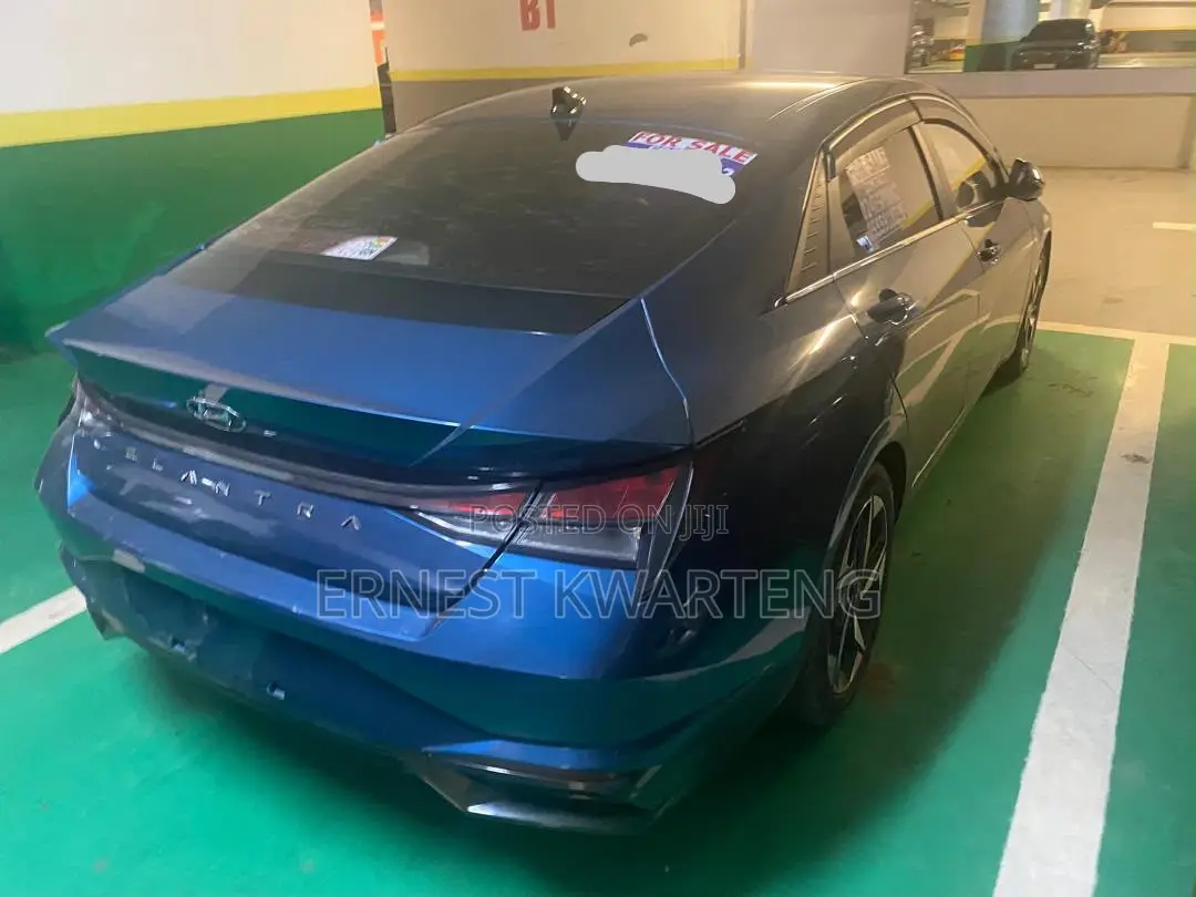 Hyundai Elantra 2021 Blue