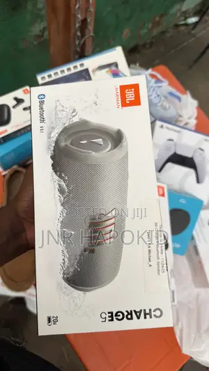 JBL Charge 5