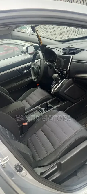 Honda CR-V 2018 Silver
