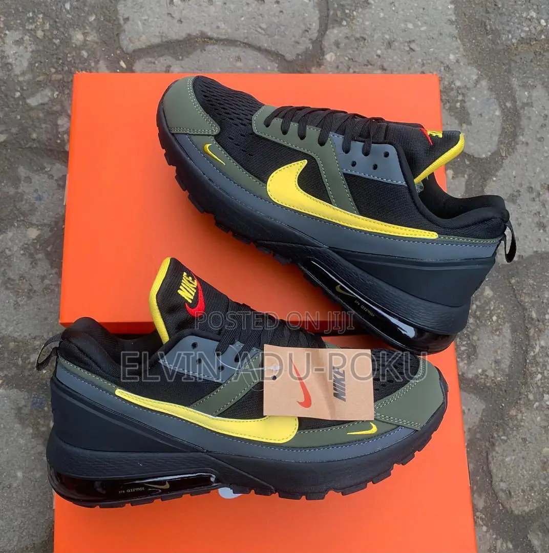 Nike Air Max 20’ Pulse Sneaker