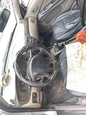 Nissan Almera 2005 Silver