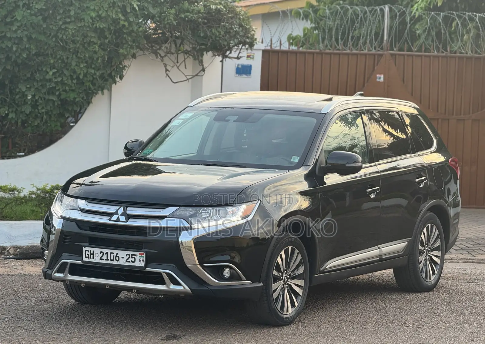 Mitsubishi Outlander 2020 Black