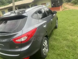 Hyundai Tucson GLS AWD 2014 Gray