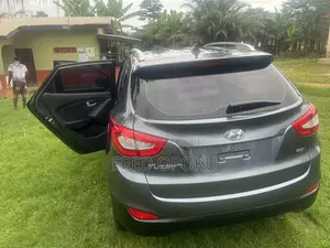 Hyundai Tucson GLS AWD 2014 Gray