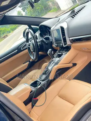 Porsche Cayenne Platinum Edition AWD 2018 Black