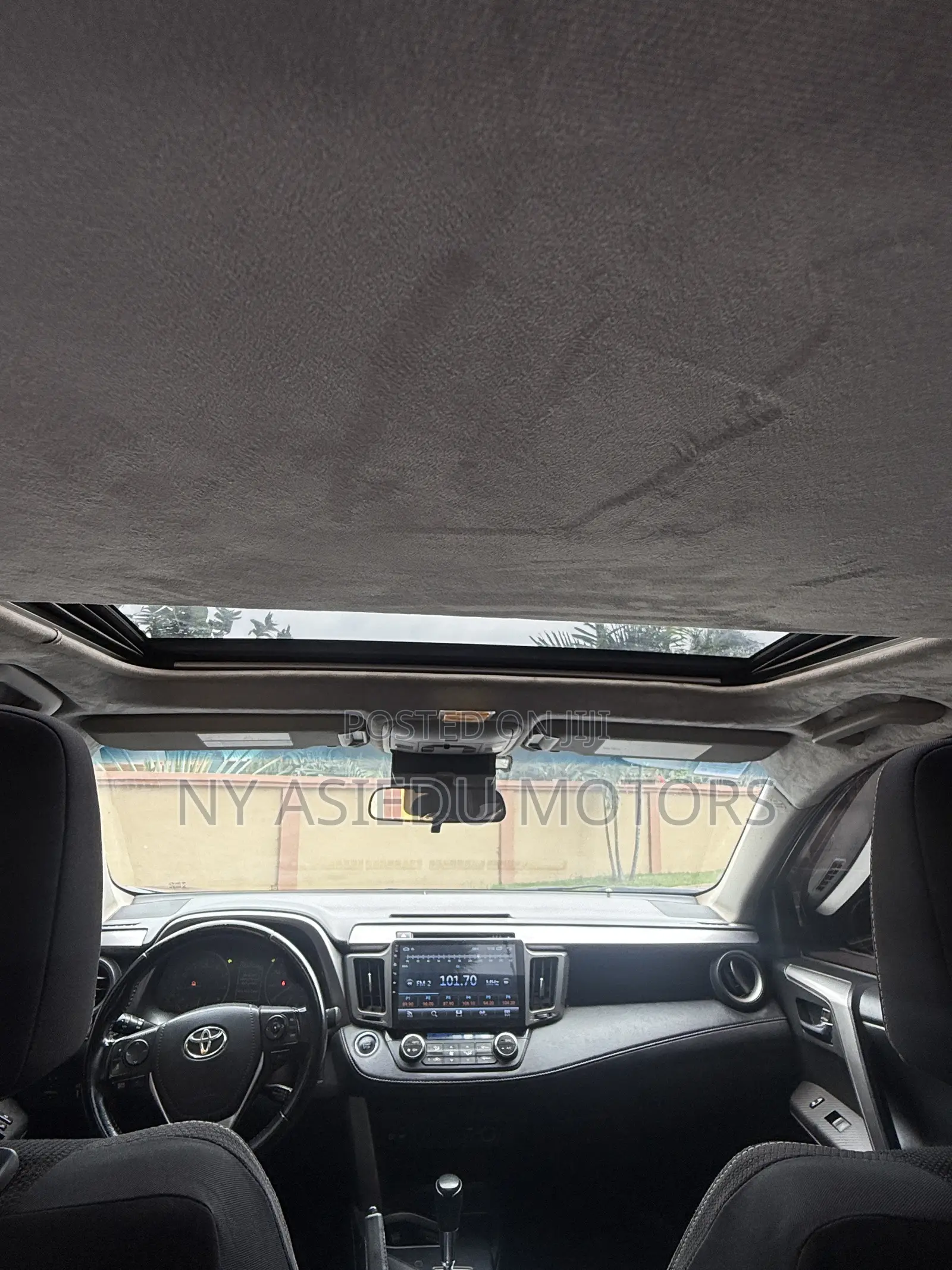 Toyota RAV4 Platinum AWD (2.5L 4cyl 6A) 2017 Gray