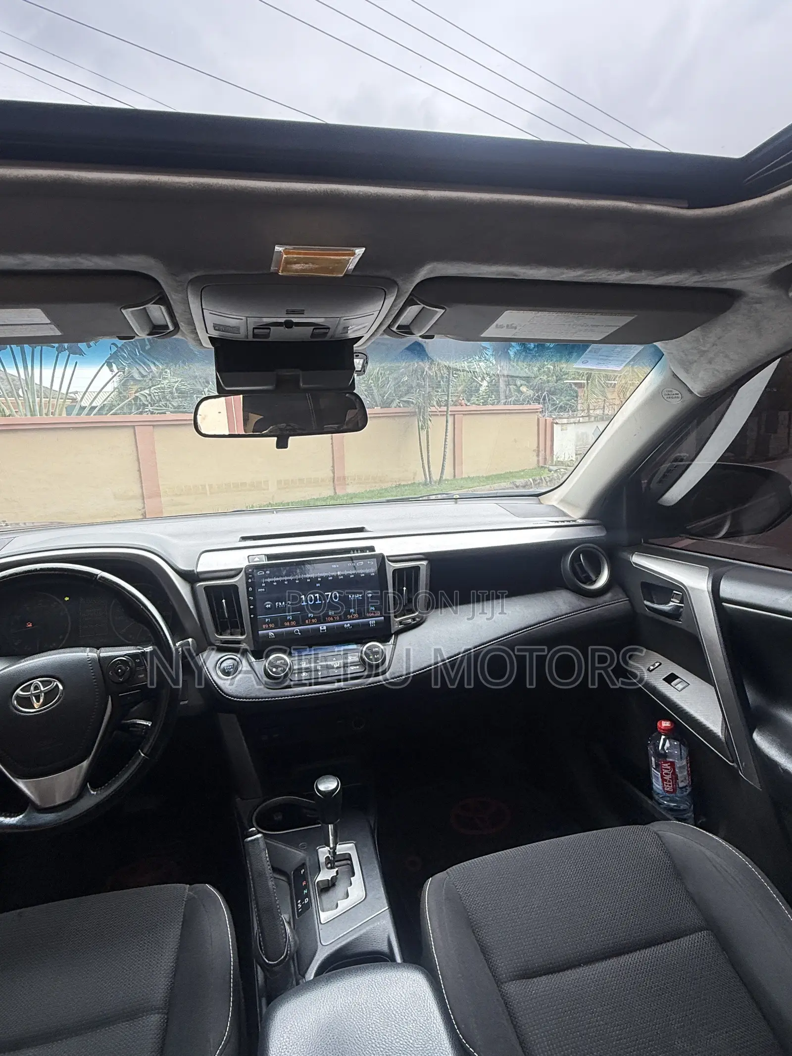 Toyota RAV4 Platinum AWD (2.5L 4cyl 6A) 2017 Gray