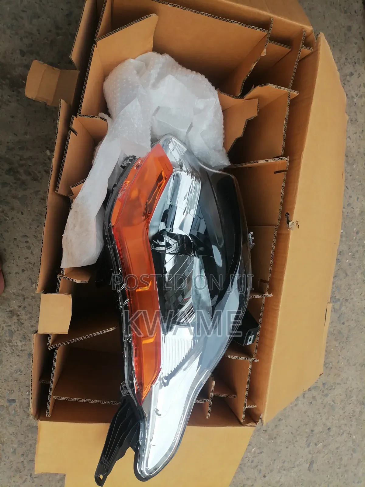 Mitsubishi L200 2015-2016 Headlights (R)