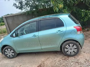 Toyota Vitz 2010 Green