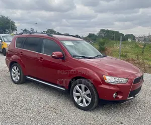 Mitsubishi Outlander SE FWD 2016 Red
