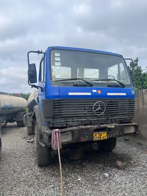Car Forsale, No Engene and Gear Box Inside